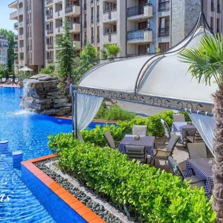 Cascadas Family Pool View Lejlighed