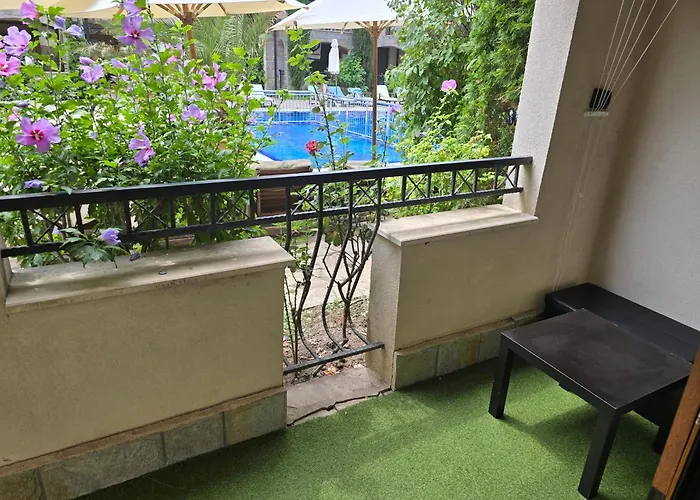 Cascadas Family Pool View Lejlighed Sunny Beach