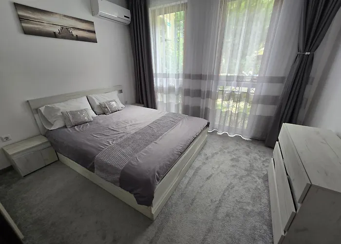 Cascadas Family Pool View