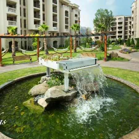 דירה Cascadas Family Pool View *